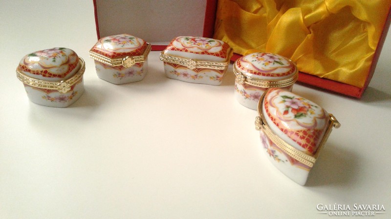 5 mini porcelain jewelry holders
