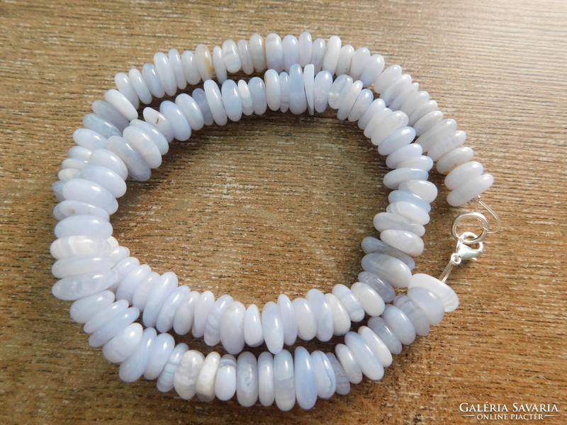 Original natural chalcedony necklace 47.5 cm