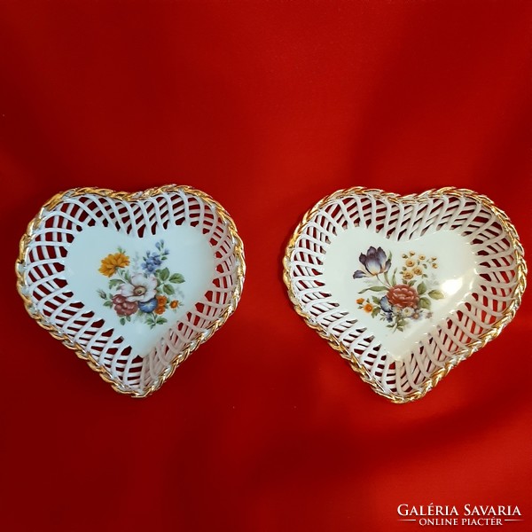 Porcelán szív tálka, tányér, virág mintával ( 2db)