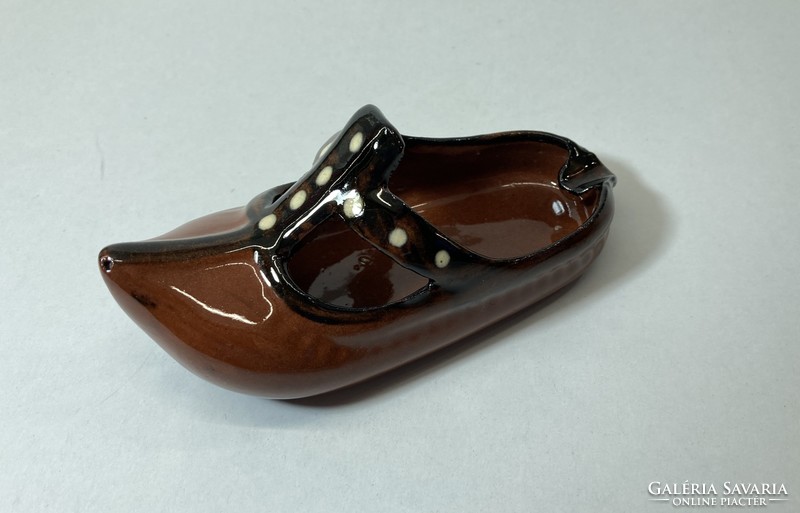 Kerámia cipő, perzsacipő alakú hamutál