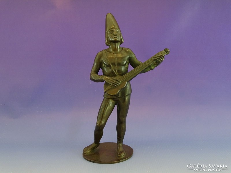 0I450 Régi bronz szobor udvari zenész 26 cm