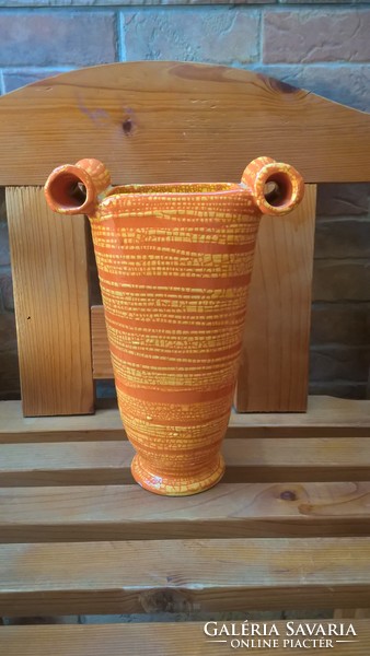 Vase with rare cucumber ears