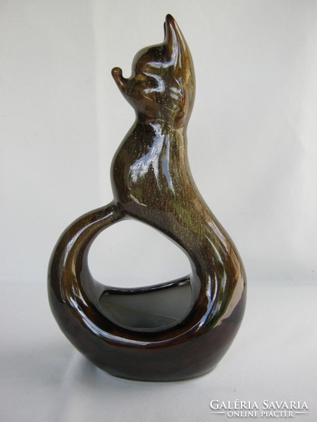 Figurális kerámia róka váza