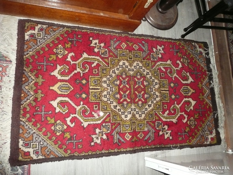 Nagyon szép állapotú antik magyar házi kézi csomózású szőnyeg 1940 környéke