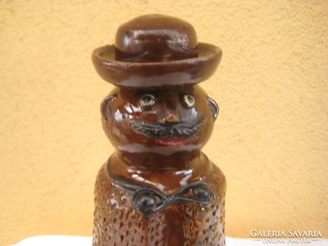 Miska jug, Transylvanian with hat, Nagykároly 23 cm
