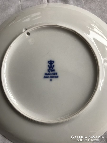Wallendorfi porcelán tányér gyűjtőknek, kobaltkék, arany szélű