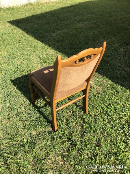 Kárpitozott tölgyfa szék