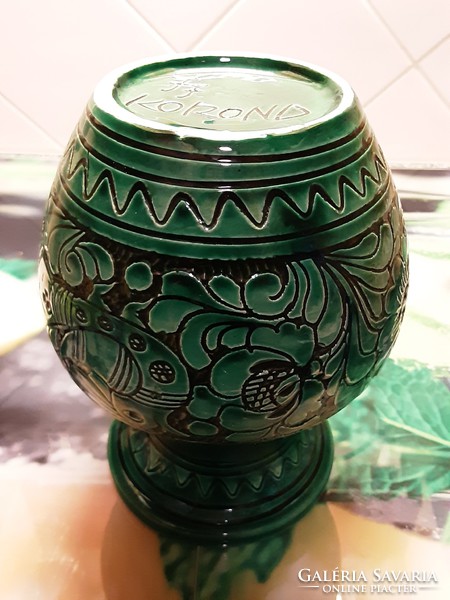 Józsa János híres fazekas mester  - Korondi mázas, zöld - fekete kerámia váza, csodás madárral