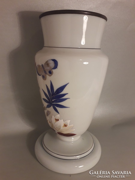 Antik réz vagy bronz peremes zománc festett üveg váza