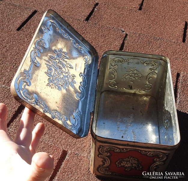 Antique metal box _ imperial feigenkaffee mit der krone / 22 cm * 14 cm * 14 cm