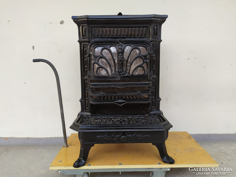 Antique cast iron black iron stove fireplace 3847