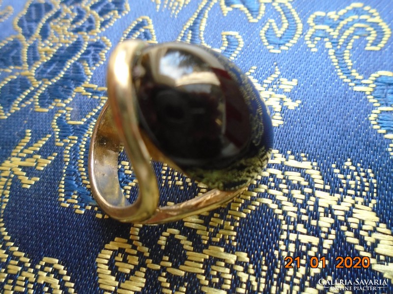 Black stone decorative ring