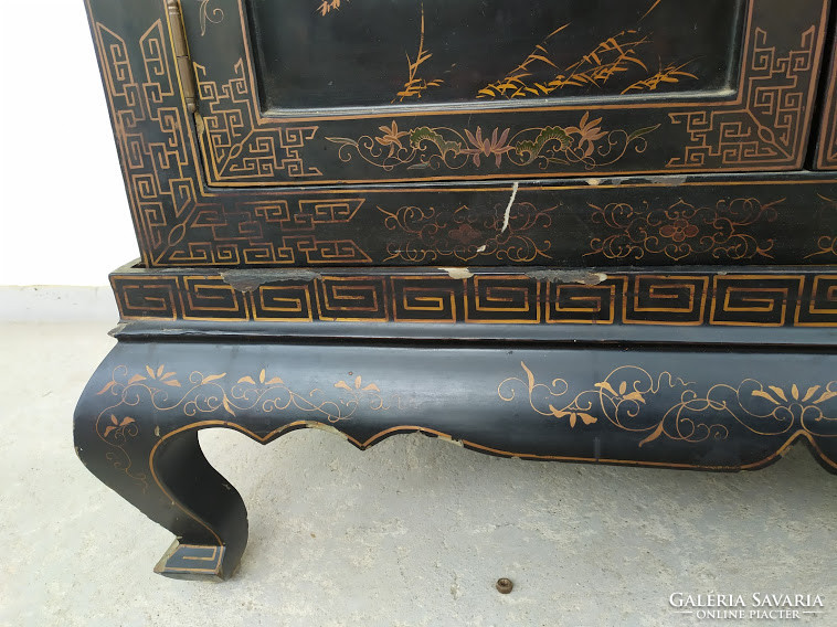 Antik kínai ázsiai bútor festett gyöngyház dombor berakásos gésa nagy fekete lakk szekrény 3840