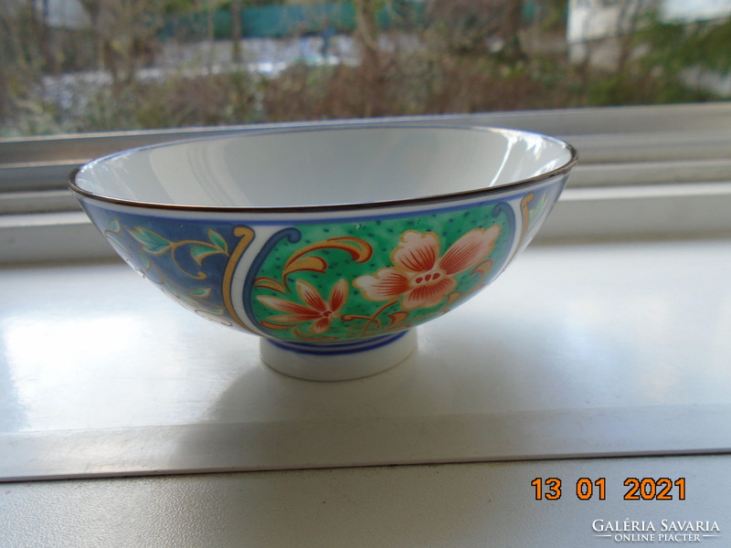 Novelty decorative handcrafted marked Japanese floral tendril bowl with iridescent gold contours