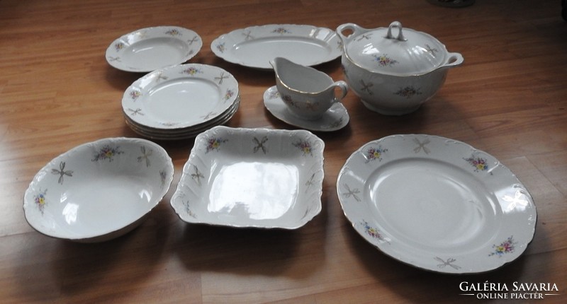 M & z moritz zdekauer Czechoslovak tableware (incomplete)