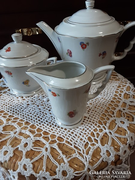 Zsolnay porcelán, antik, arany díszes, virágmintás hibátlan állapotú 15 részes teás készlet