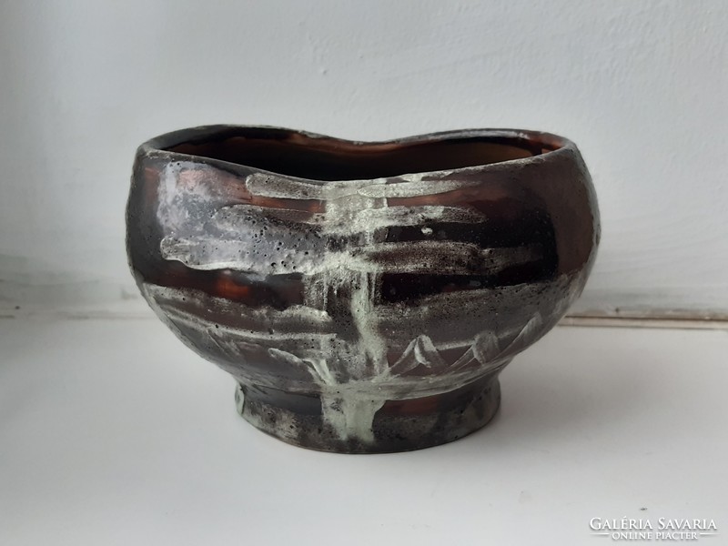 Mária Hadamcsik (?) Ceramics