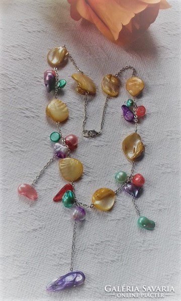 Real term. Yellow shell necklace with colorful shell true beads