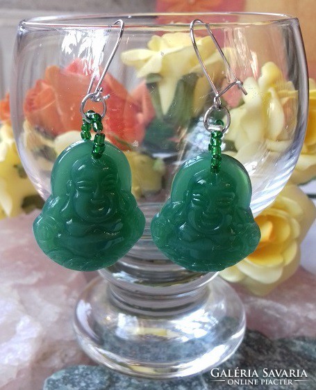Quality green buddha earrings made of green jade effect glass