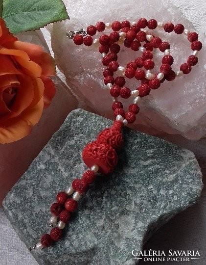 Genuine unique special coral-pearl necklace with cinnabar amulet