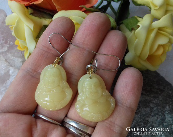 Quality sun yellow buddha earrings made of yellow jade effect glass