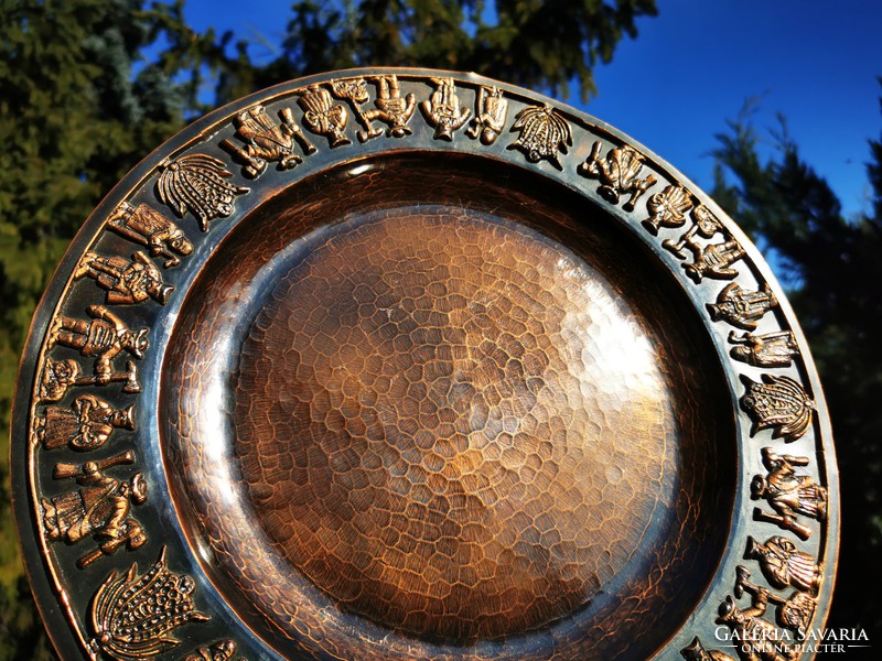 Applied art bronze wall bowl, wall bowl