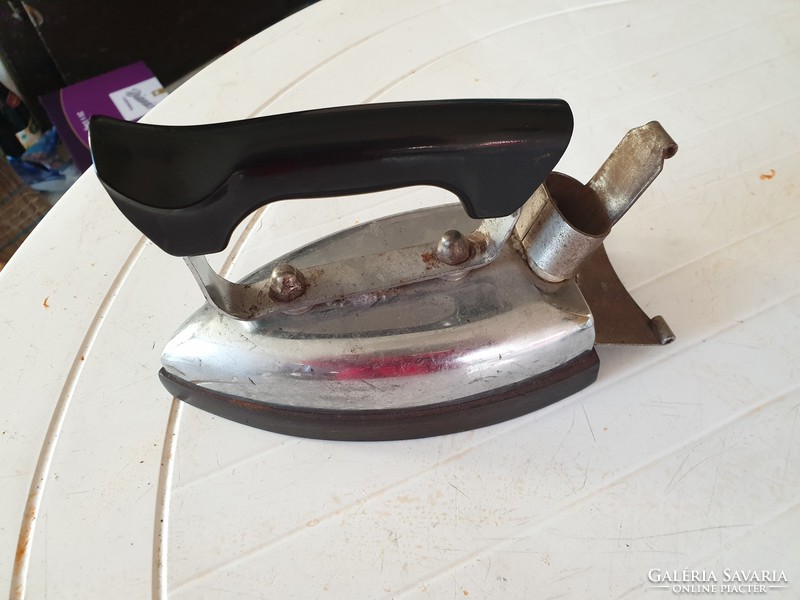 Iron for sale!! Retro small electric iron for sale!