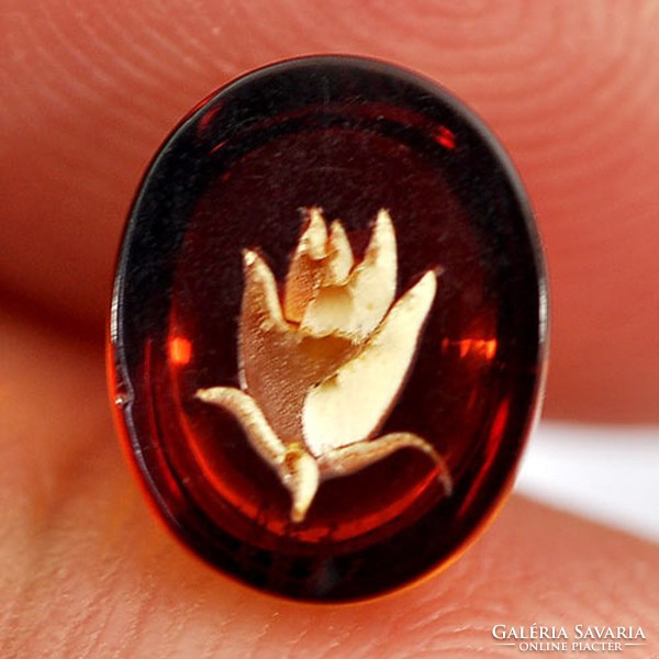 Real, 100% natural engraved Baltic amber gemstone 0.79 ct - value: HUF 11,900