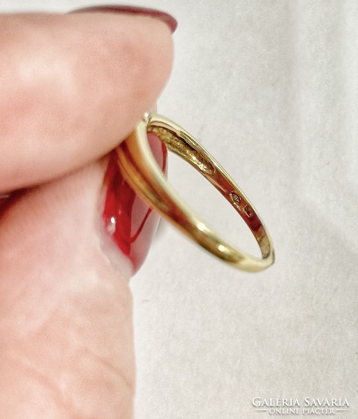 Csinos 14k arany gyűrű- 3db cirkónia kővel