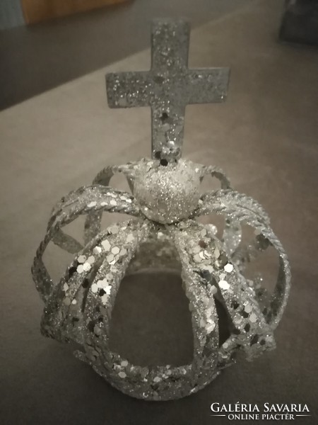 Egyházi mini korona.