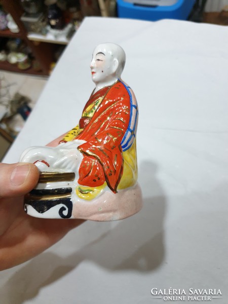 Kinai porcelán figura 
