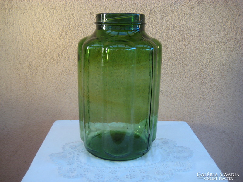 Green ribbed glass, nice condition, 16 x 30 cm in rare colors