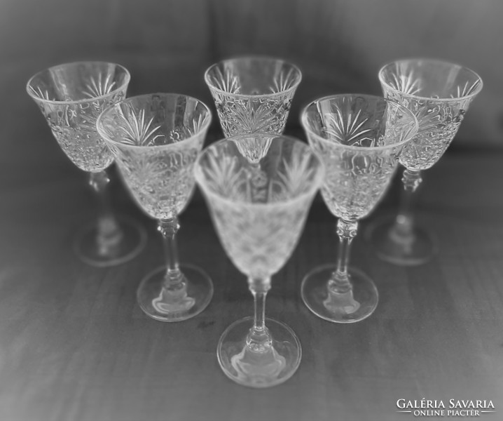 Set of lead crystal glasses with short drinks