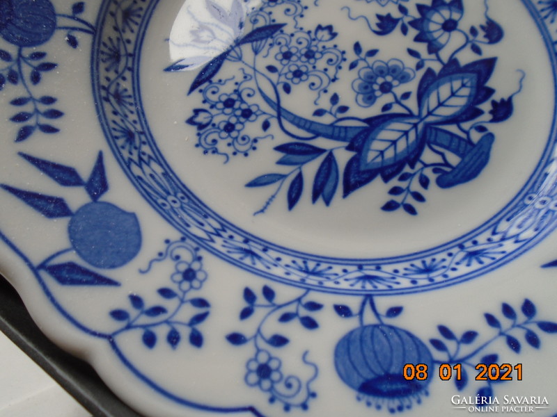 1970 Meissen blue onion pattern dessert plate hutschenreuter