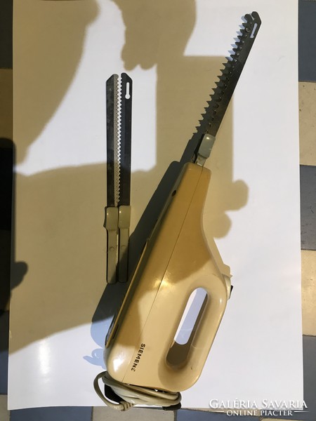 Retro Siemens elektromos kés fali tartóval, újszerű állapotban, 2 pár késsel