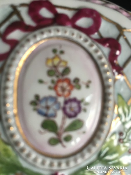Porcelain Rococo-style decor-box-French? -1900s