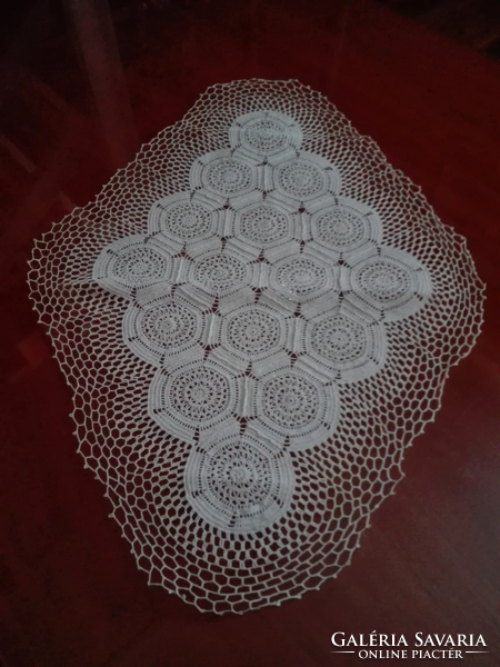 Special crocheted tablecloth, 64 x 47 cm