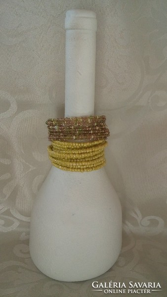 2 pcs bracelets in yellow color