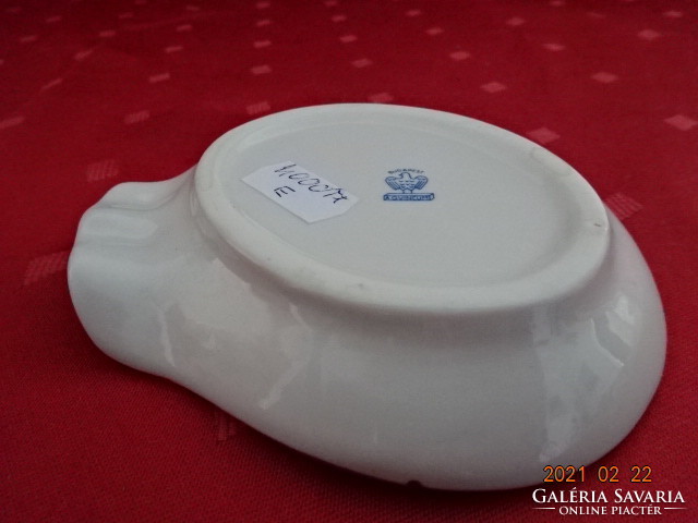 Aquincum porcelain hand-painted ashtray with spring flower pattern. Its size is 11.5 x 9.5 x 2 cm. He has