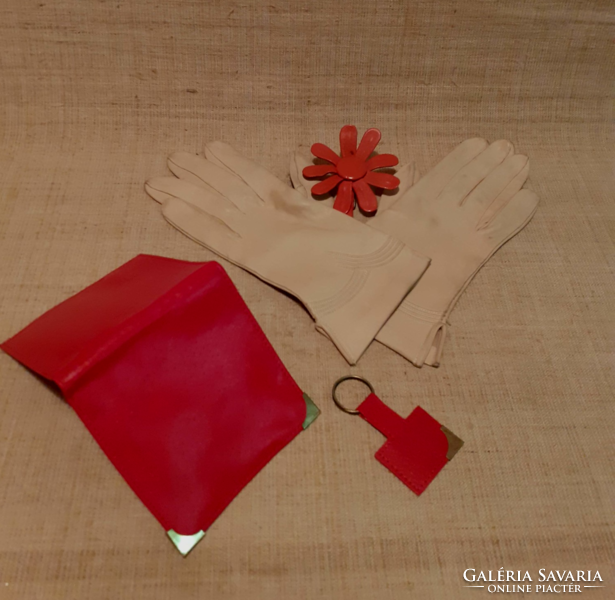 Retro white leather gloves with red leather wallet and key ring with a gift leather badge