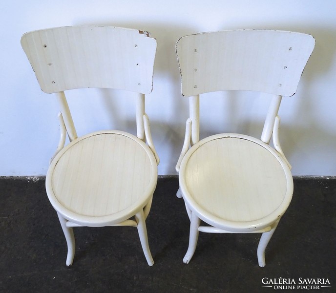 1D463 Antik Thonet jellegű fehér szék pár