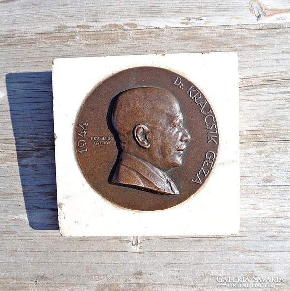 Edvi Illés György 1944-es bronz plakett márvány talpon Dr. Krajcsik Géza