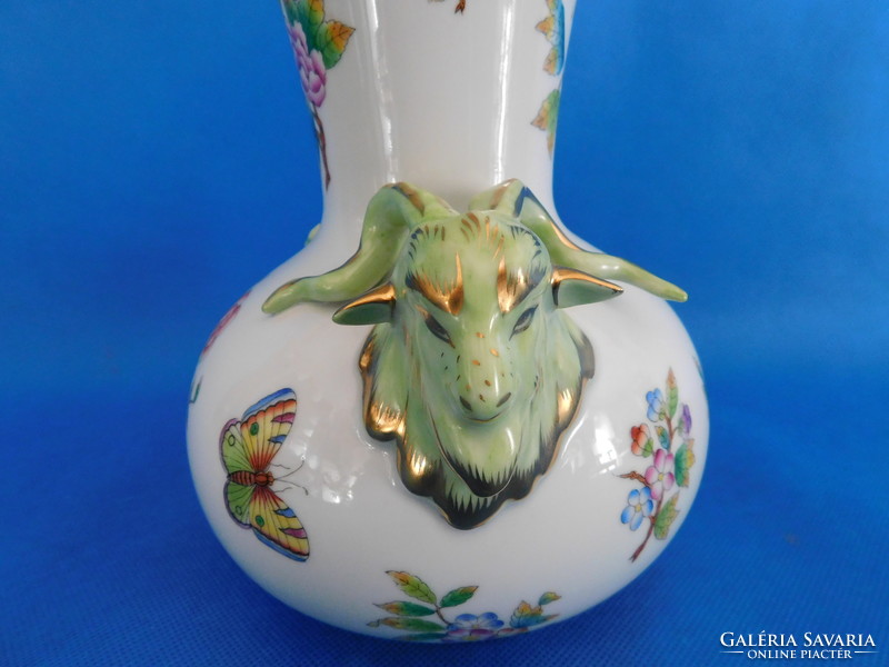 Herend Victoria's vase with a ram's head