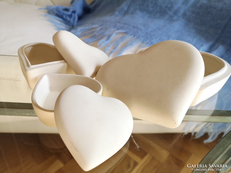 White, ceramic, wedding decoration, heart-shaped holder with lid