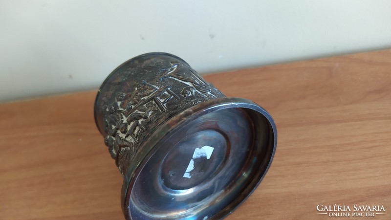  gyönyörű ezüstözött dombormintás pohár, jelzéssel 