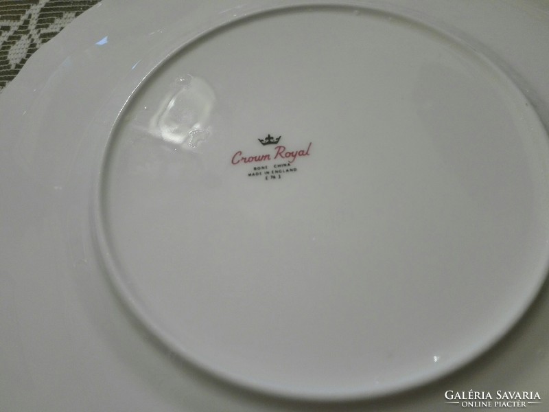 Royal crown English plate 23 cm x