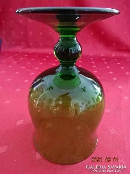 Green, glass beaker, height 13.5 cm. He has!