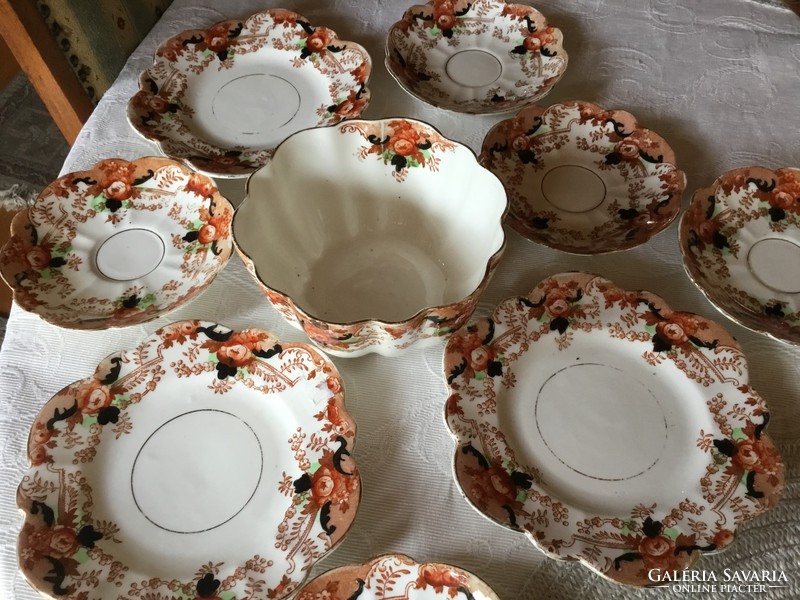 Melba angol porcelán tál és tányérok (200)