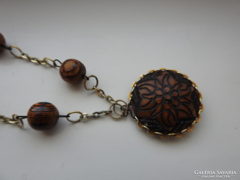 Old wood-metal combination handmade necklaces