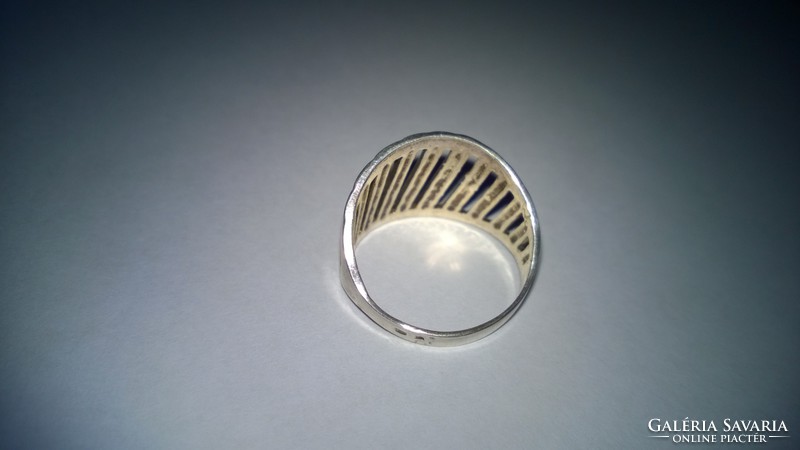 Dekoratív ezüst gyűrű  925-ös,jelz. masszív, látványos db.